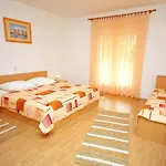 With Parking Space Palit, Rab - 5028 Apartman