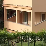 Daire With Parking Space Palit, Rab - 5028