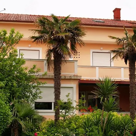 Apartment With Parking Space Palit, Rab - 5028 Palit