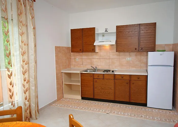 Διαμέρισμα With Parking Space Palit, Rab - 5028 Palit